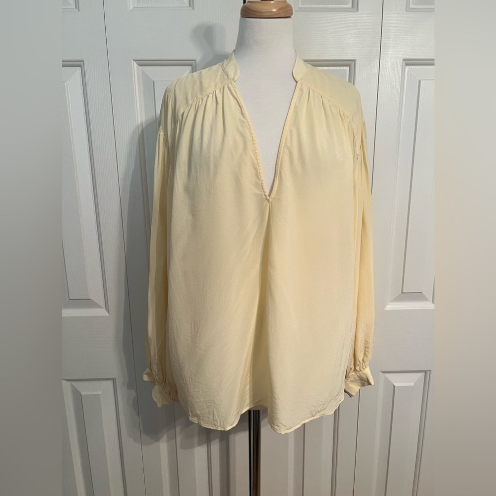 Joie Lasha Long Sleeve Custard Color 100% Silk Blouse size Large - Picture 4 of 7